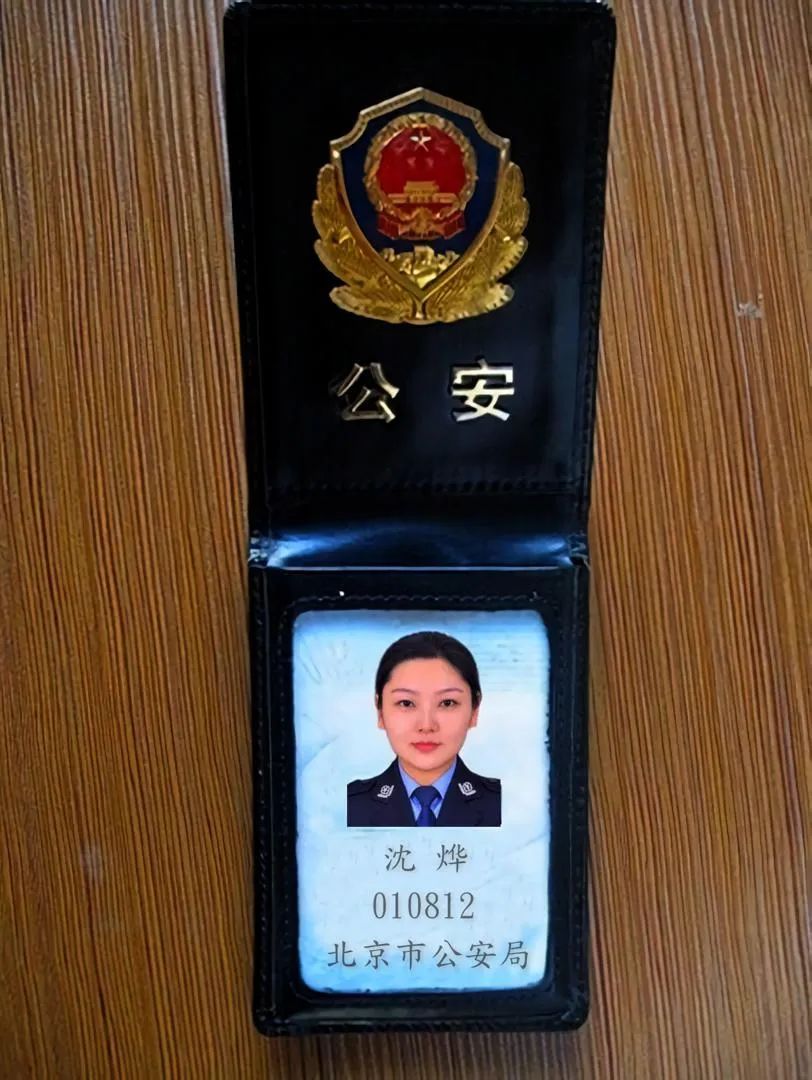 whatsapp是那国家-WhatsApp：让我们又爱又恨的