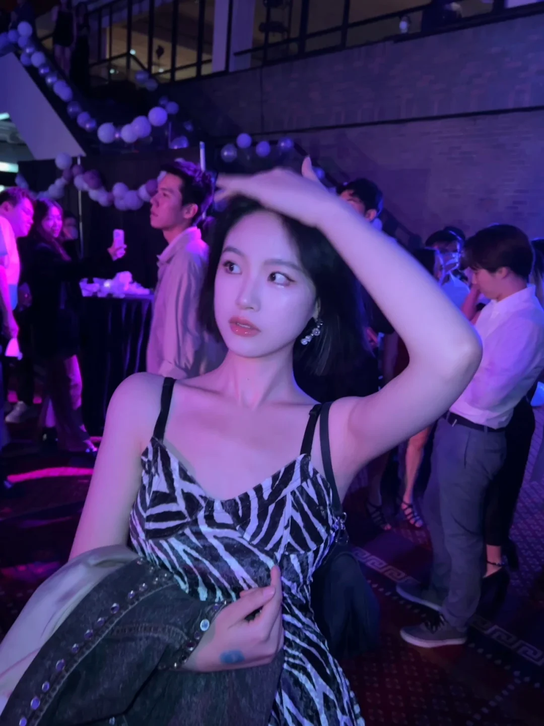 聊天软件_whatsapp如何聊天_聊天Whatsup
